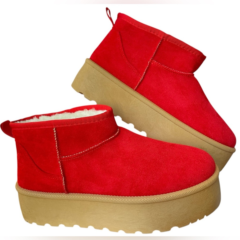 Cozzy Girl Red Platform Mini Boots – Women’s Size 8– NEW w/box UGG Style Slipper
